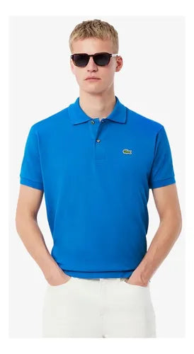 Leichtes Piqué-Poloshirt in klassischer Passform